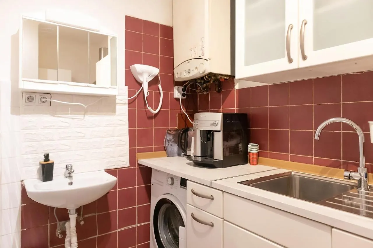 Appartamento Spacious & Pleasent 2Br Apt. Near Milenium Tower Vienna