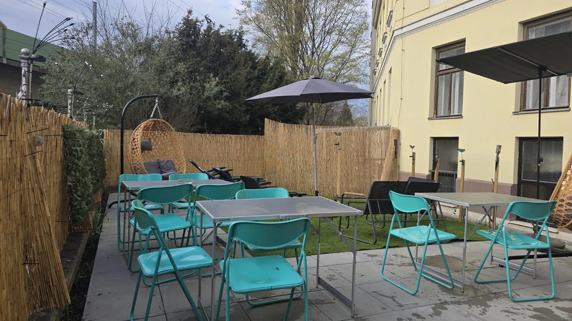Spacious & Pleasent 2Br Apt. Near Milenium Tower Vienna Austria